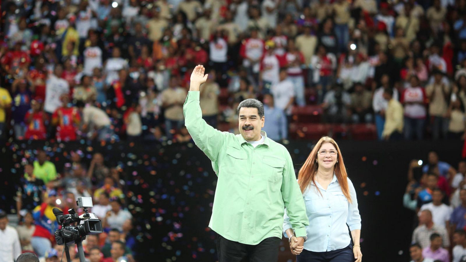 El presidente Nicolás Maduro junto a su esposa Cilia Flores