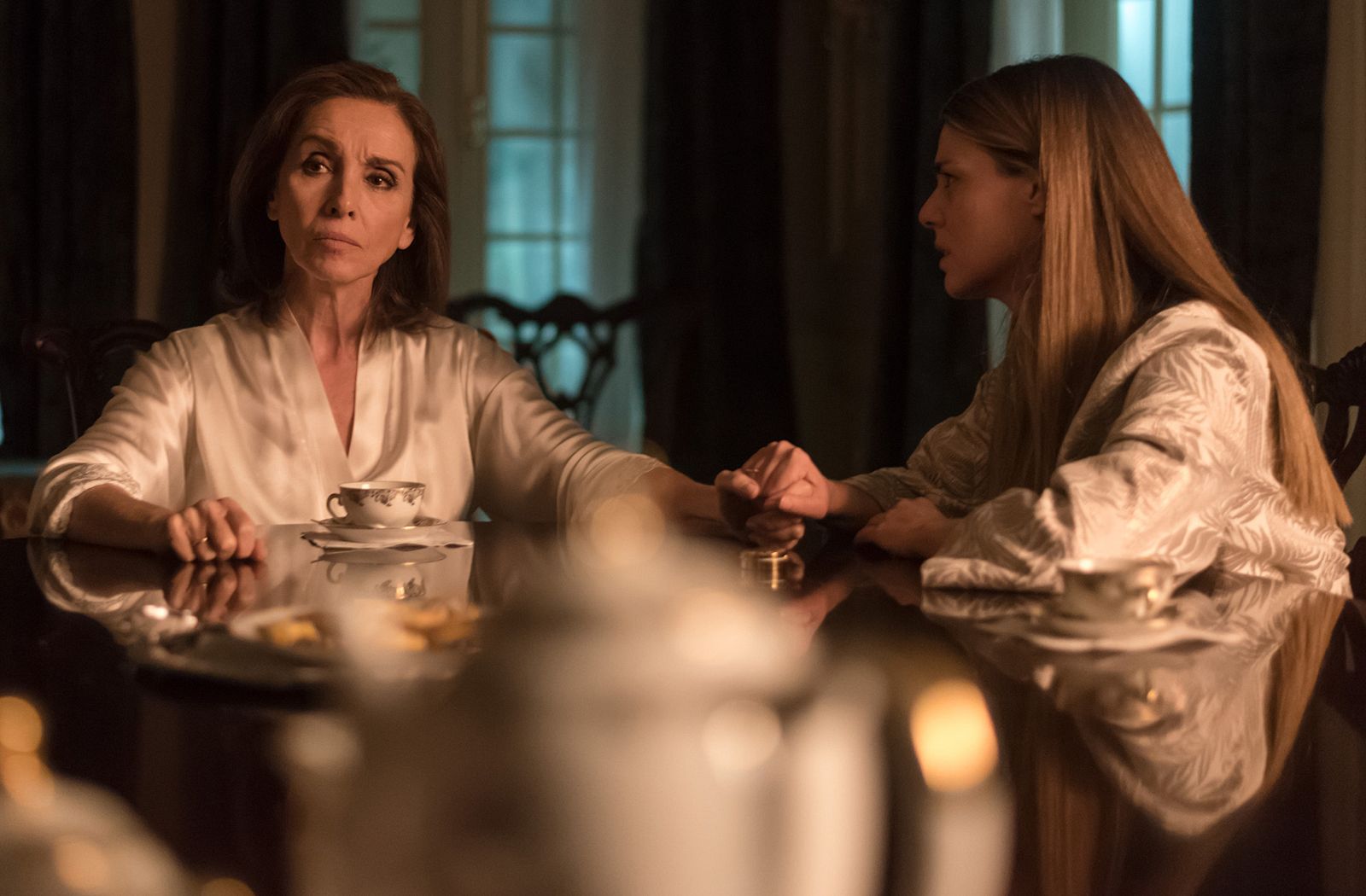 Pilar e Isabel comparten momentos de angustia en el último episodio de 'Traición'