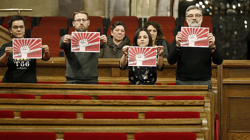 Los diputados de la CUP, Natalia Sanchez, Vidal Aragonés, Maria Sirvent y Carles Riera