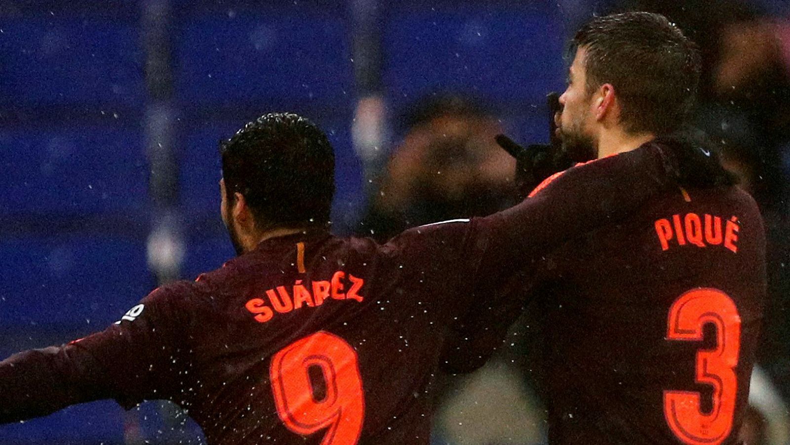 Piqué celebra su gol ante el Espanyol