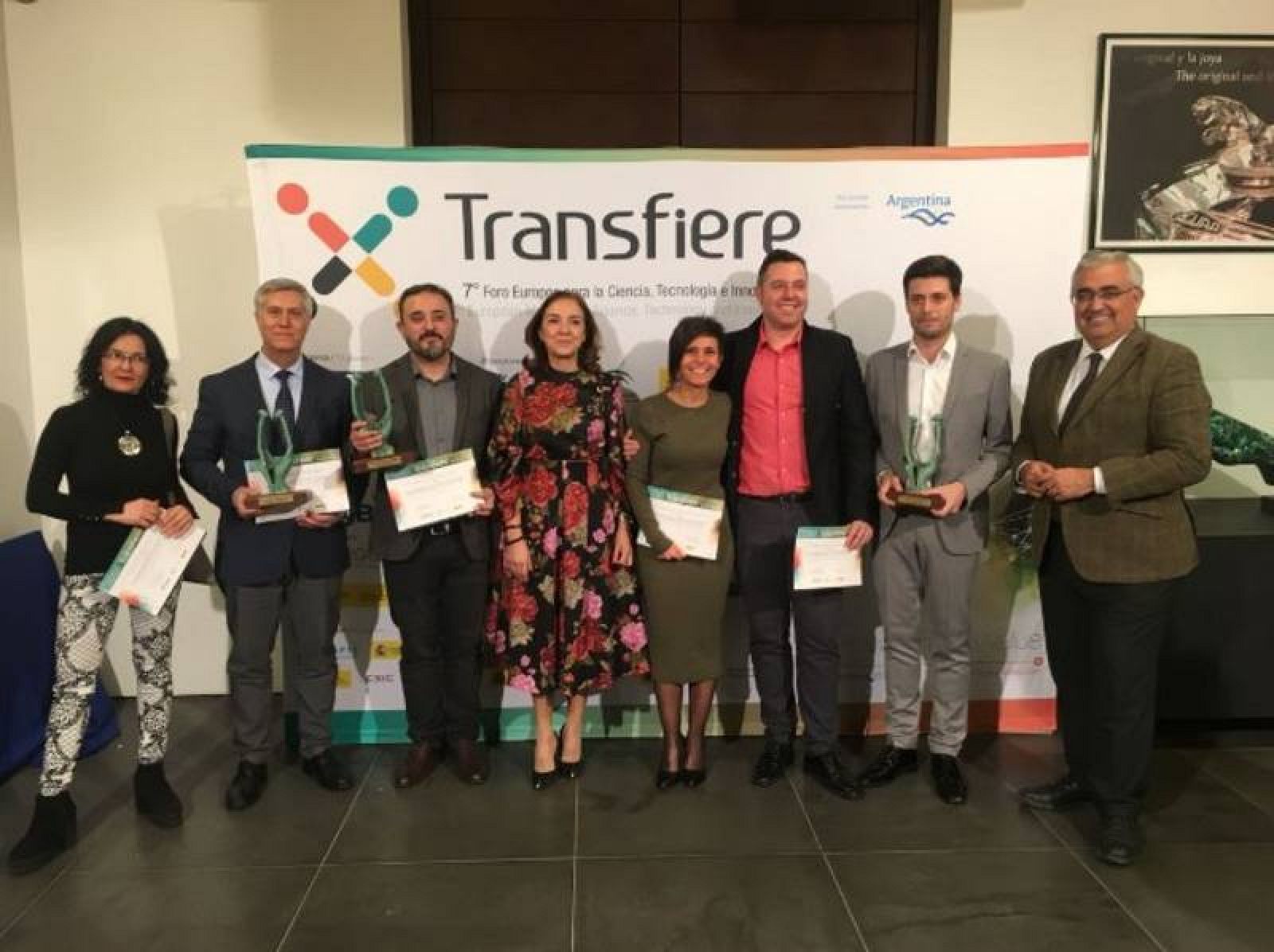   Los premiados con el III Premio de periodismo convocado por el Foro Transfiere