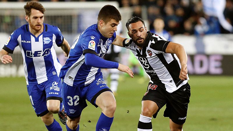 El Alavés ha vencido al Levante en el partido de la 26ª jornada (1-0).
