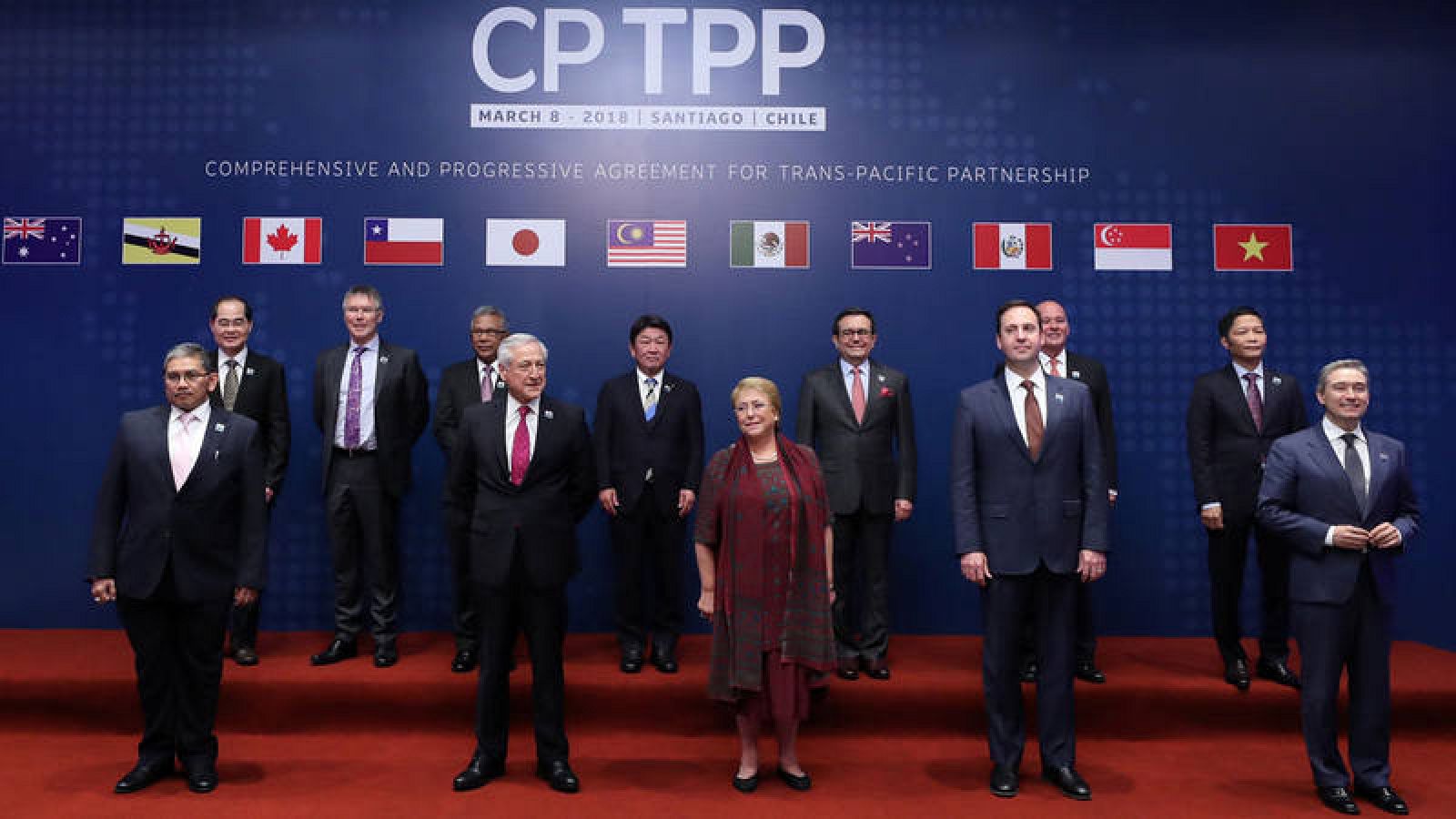 Fotografía oficial de la firma del Acuerdo Transpacifico de Asociación que integran 11 países