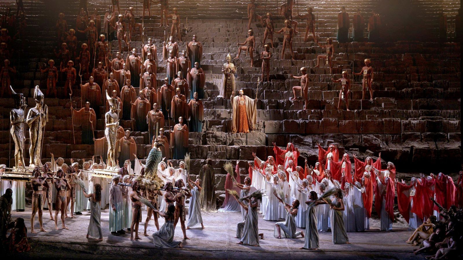 Vista general de la ópera más representada en el Teatro Real: 'Aida', de Verdi
