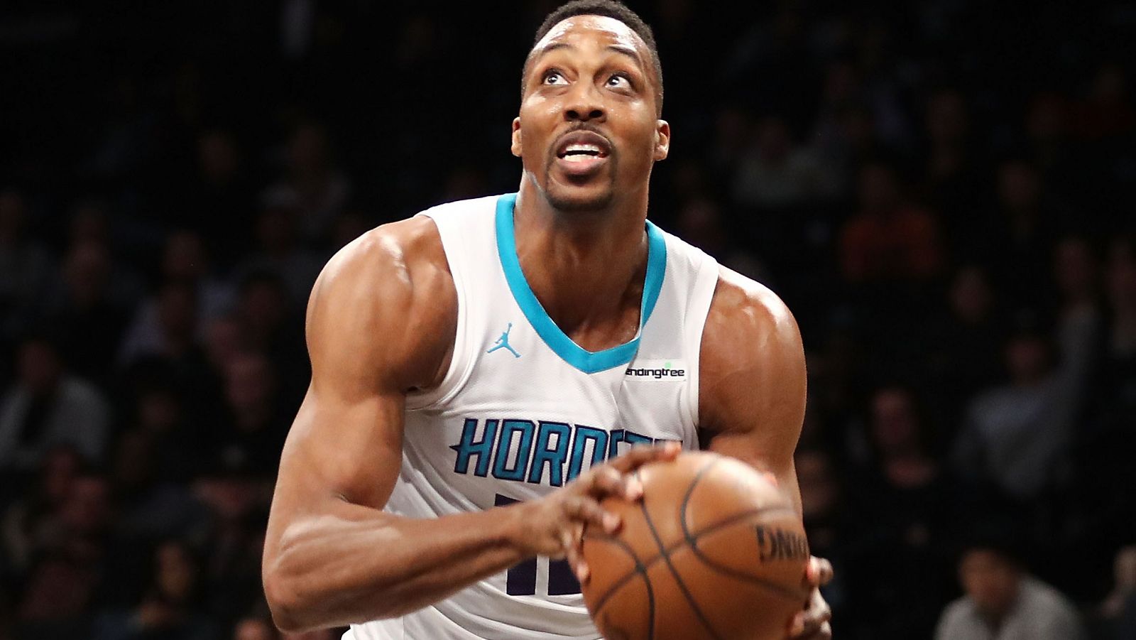 Howard logra doble-doble y los Hornets de Willy amplían su racha triunfal