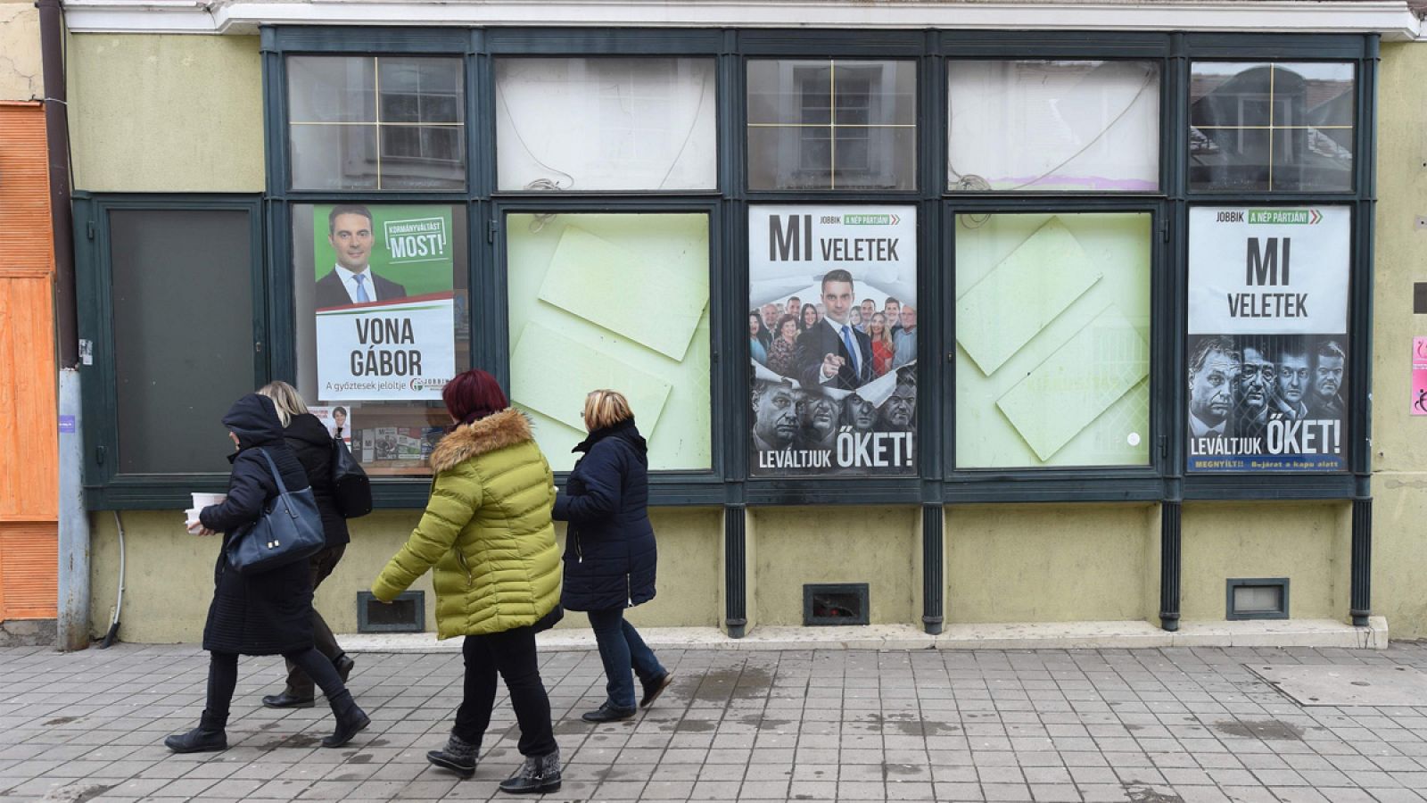Propaganda electoral del Jobbik en la ciudad de Gyöngyös, Hungría