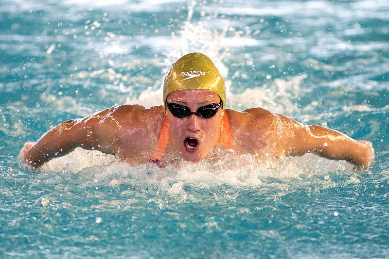 Mireia Belmonte durante los Campeonatos de España de Natación.