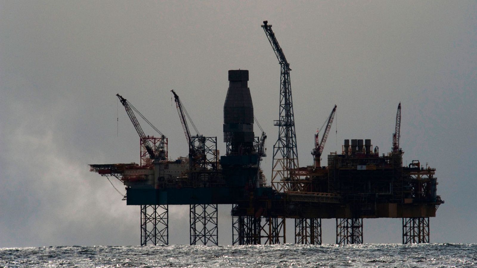 La plataforma Elgin del gigante energético francés Total, a 240 kms de Aberdeen (Escocia), en el Mar del Norte