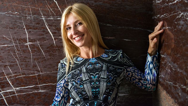 Cayetana Guillén Cuervo presenta 'Versión Española' y 'Atención Obras'