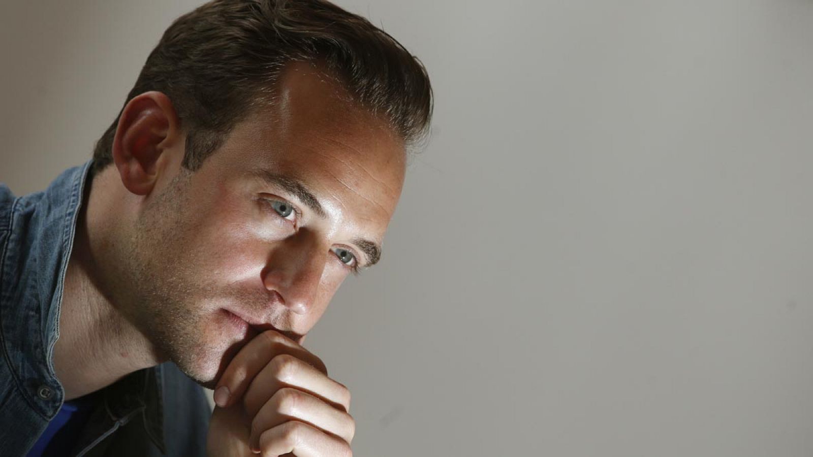 Joël Dicker "Escribo por el placer de hacerlo, no es una catarsis"