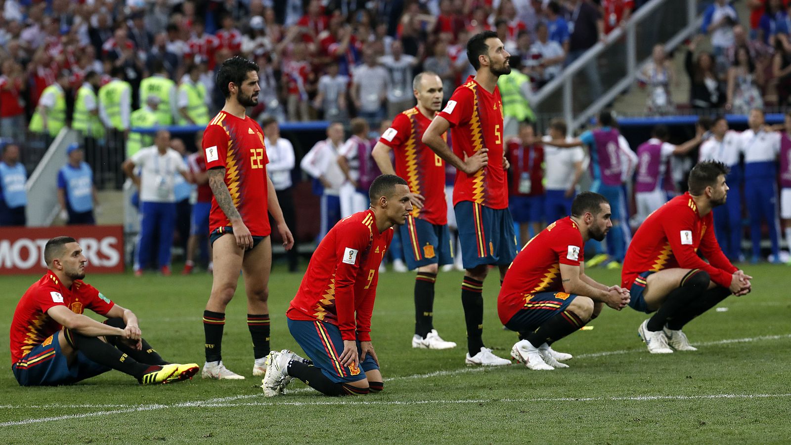 Los jugadores de la selección española, tras caer eliminados del Mundial de Rusia.