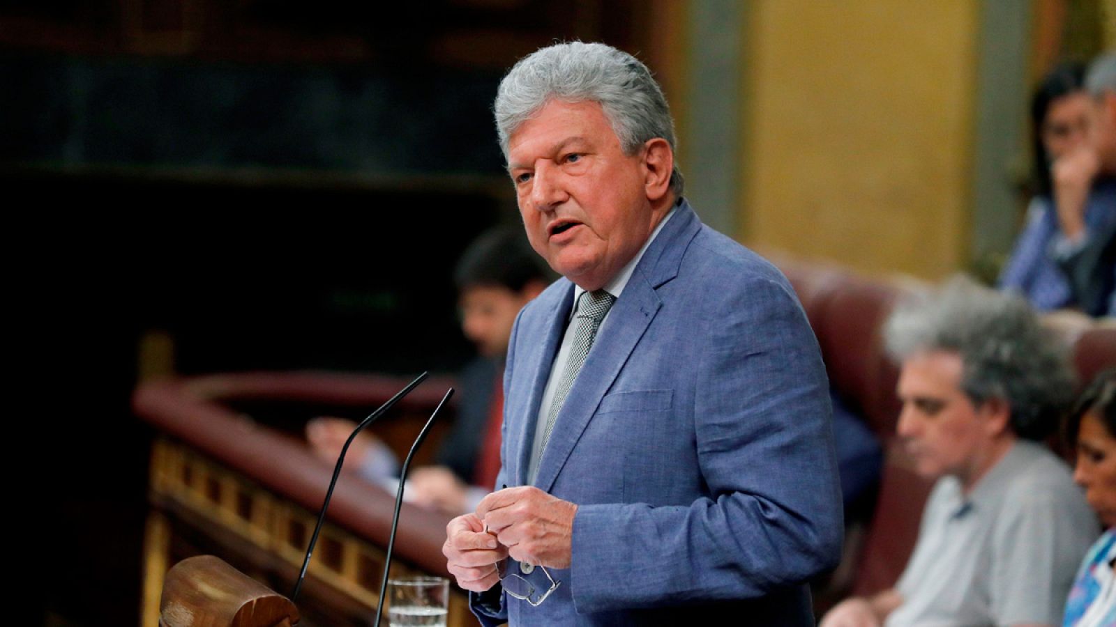 El diputado de Nueva Canarias, Pedro Quevedo, durante el pleno del Congreso de los Diputados,