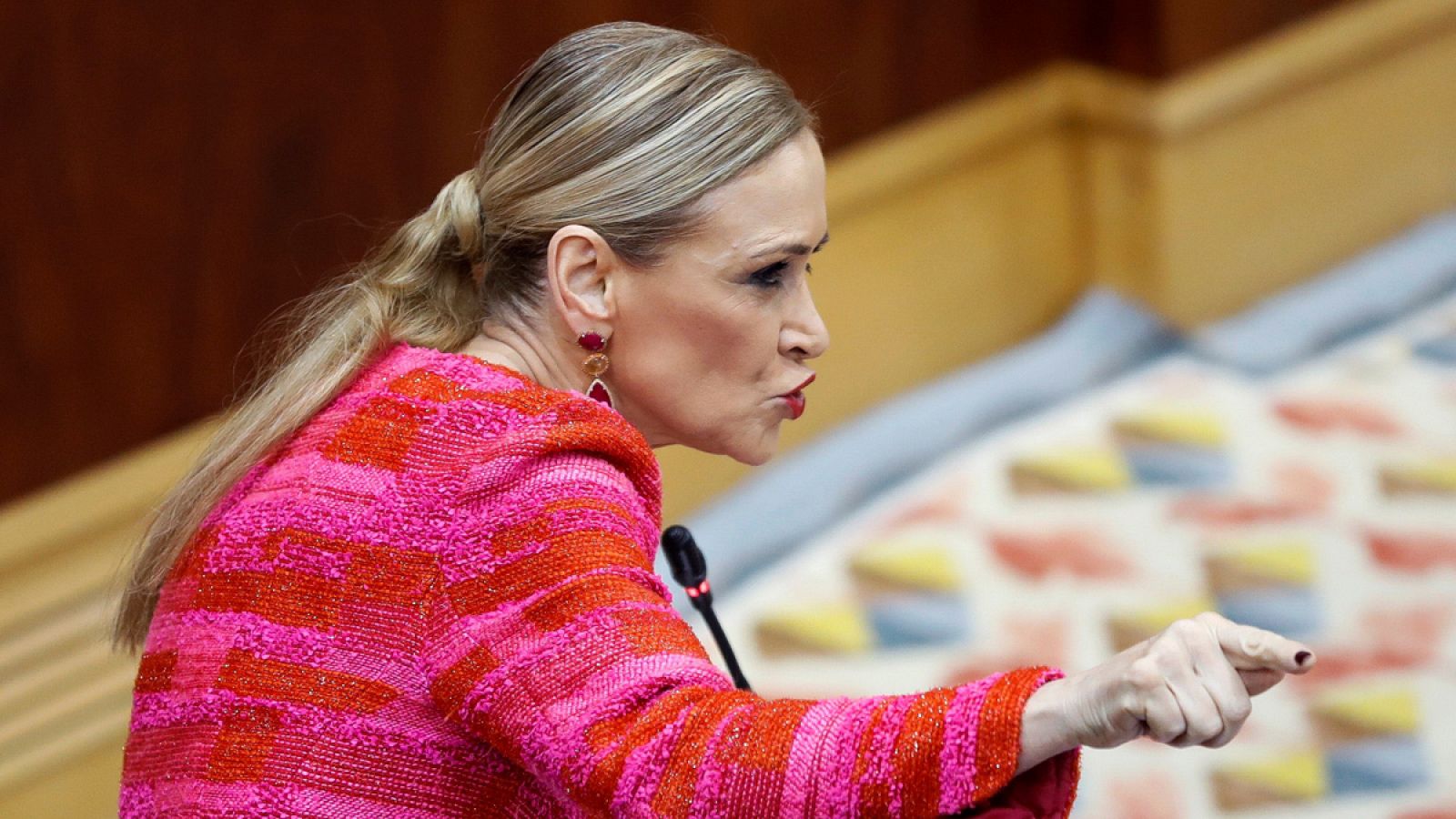 Imagen de archivo de la expresidenta de la Comunidad de Madrid, Cristina Cifuentes, durante una intervención en el Pleno de la Asamblea de Madrid.