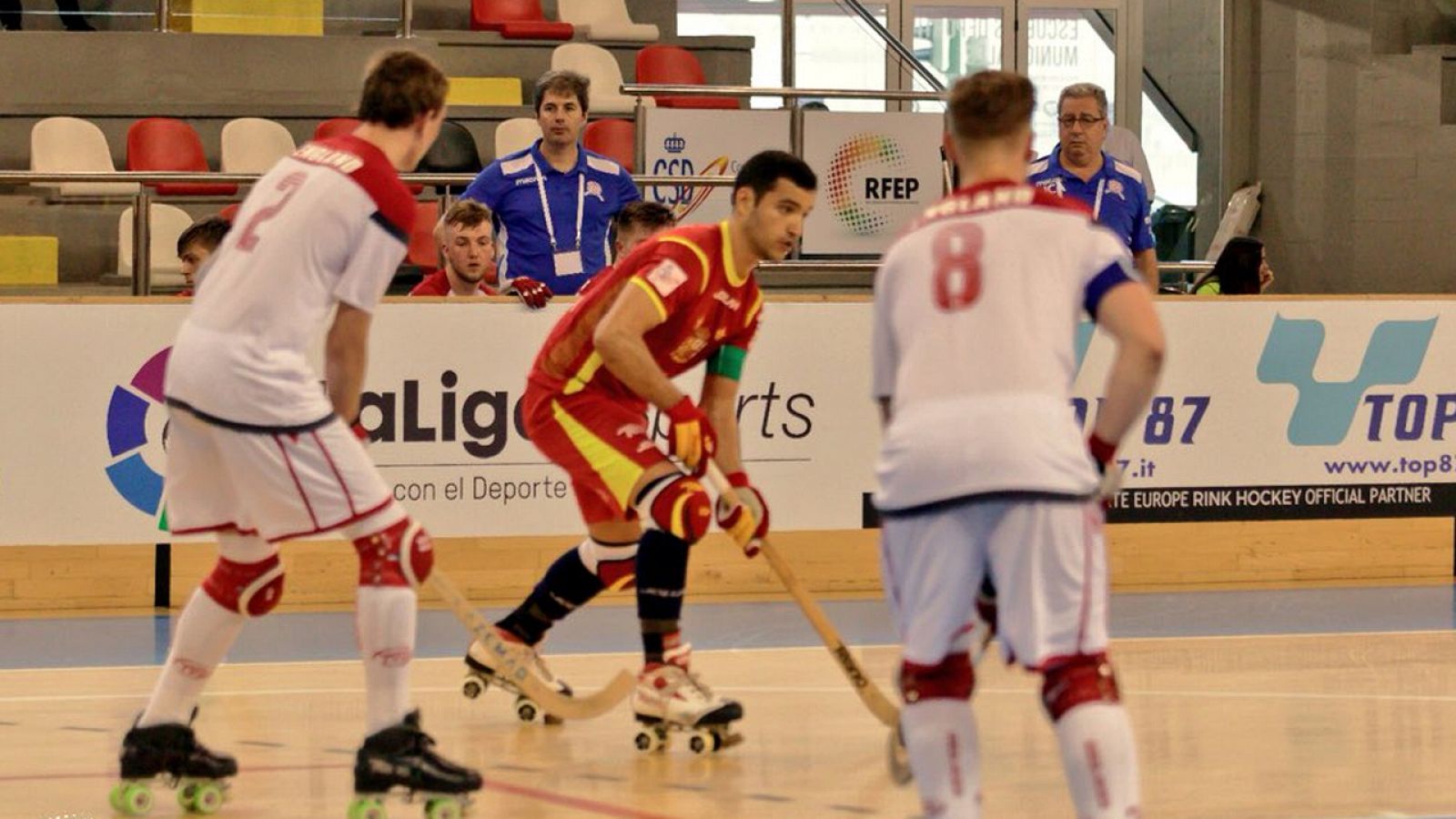 Lance del partido España-Iglaterra de hockey patines