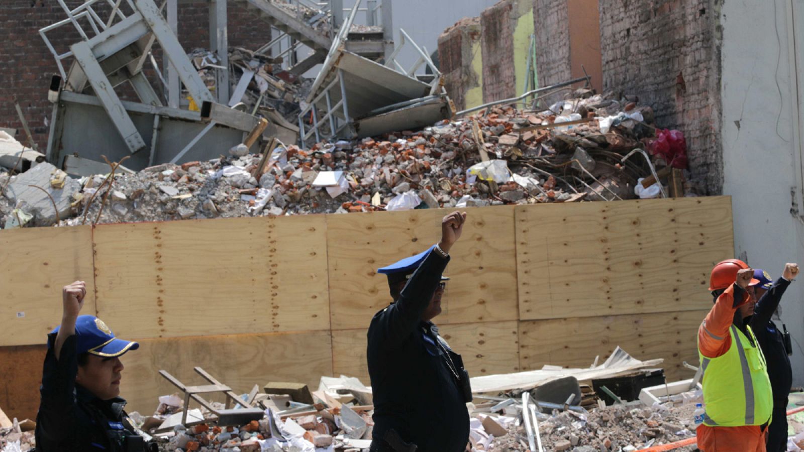Restos de un edificio derrumbado en Ciudad de México tras el terremoto del 19 de septiembre de 2017