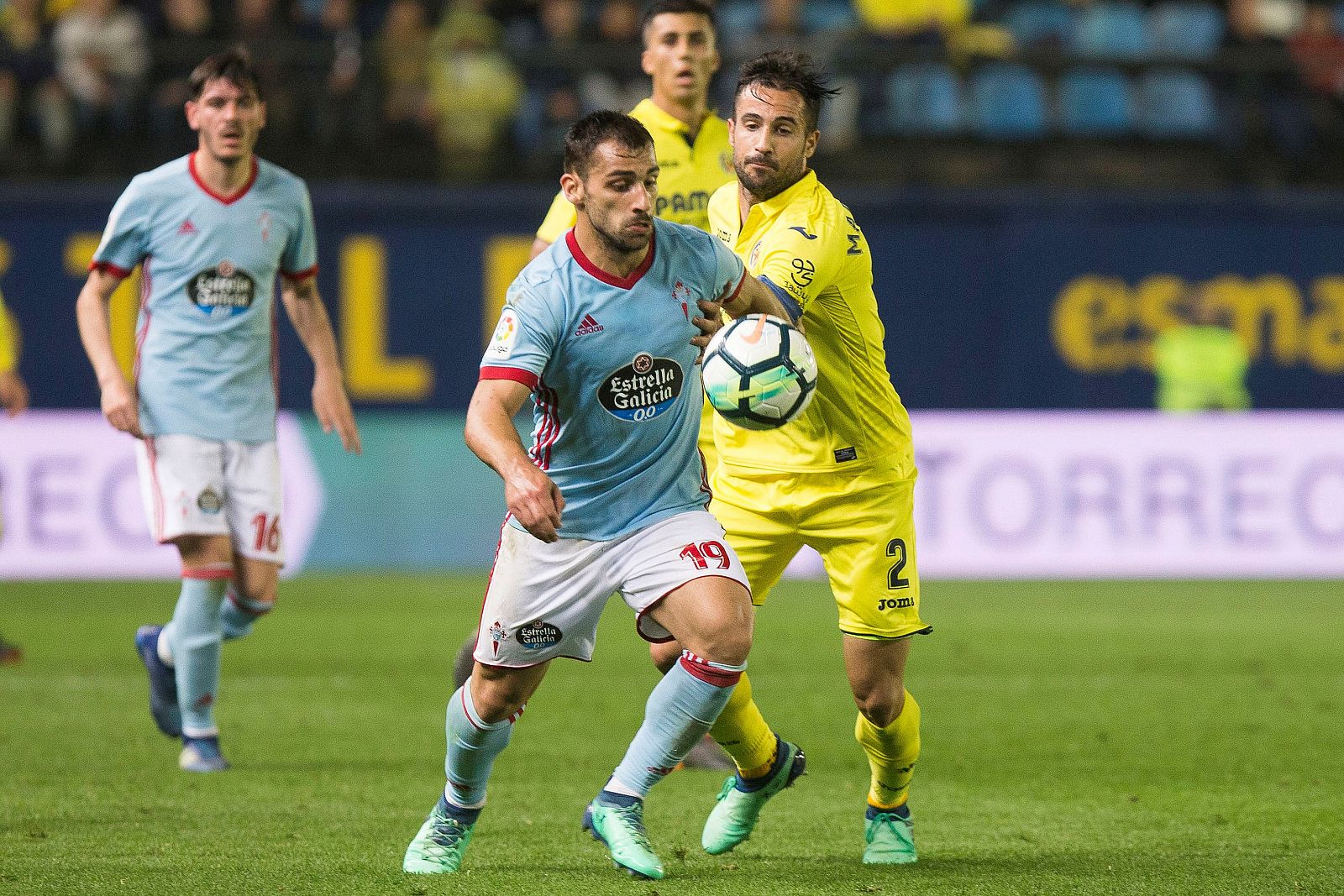 Jonny durante un partido de Liga ante el Villarreal la pasada campaña.