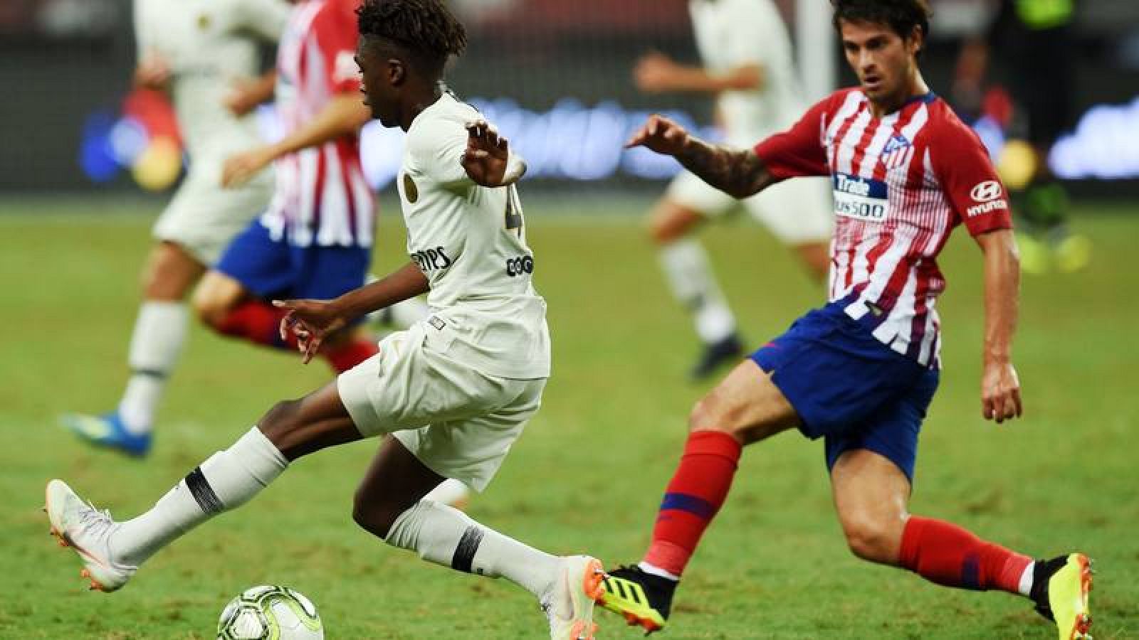 Los canteranos del Atlético se quedan al borde de la remontada ante el PSG 
