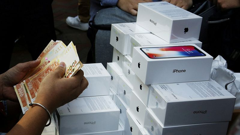 Imagen de archivo de la venta del iPhone Xs en noviembre de 2017.