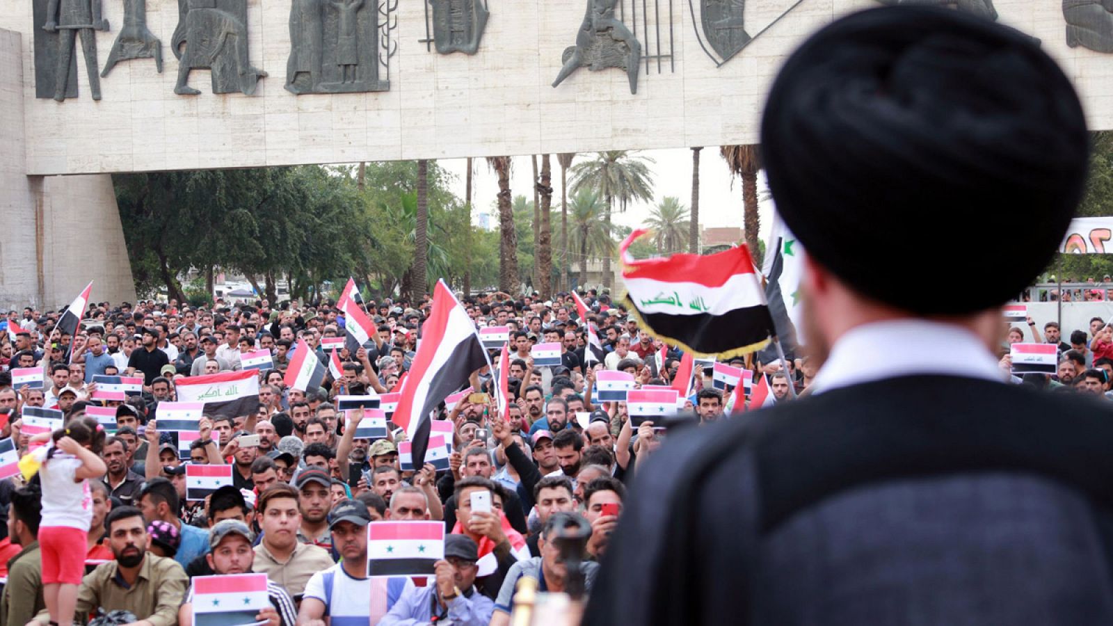 El clérigo chií Al Sadr durante un mitin el pasado mes de abril en Bagdad