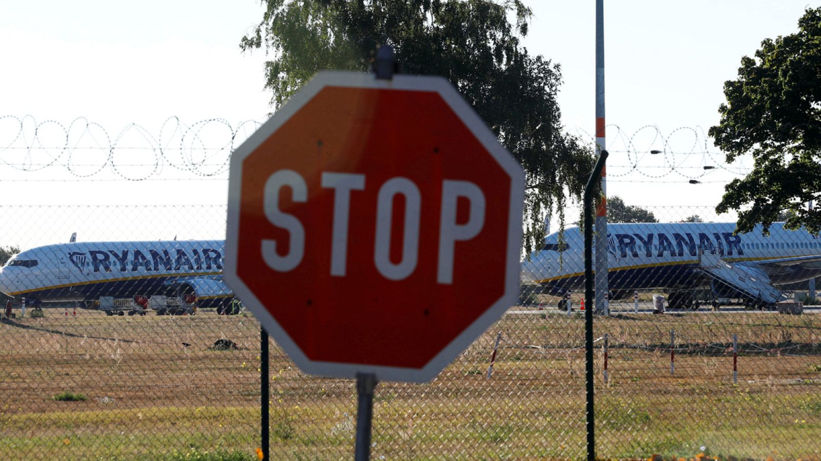 Aviones de Ryanair en el aeropuerto de Berlín Schoenefeld