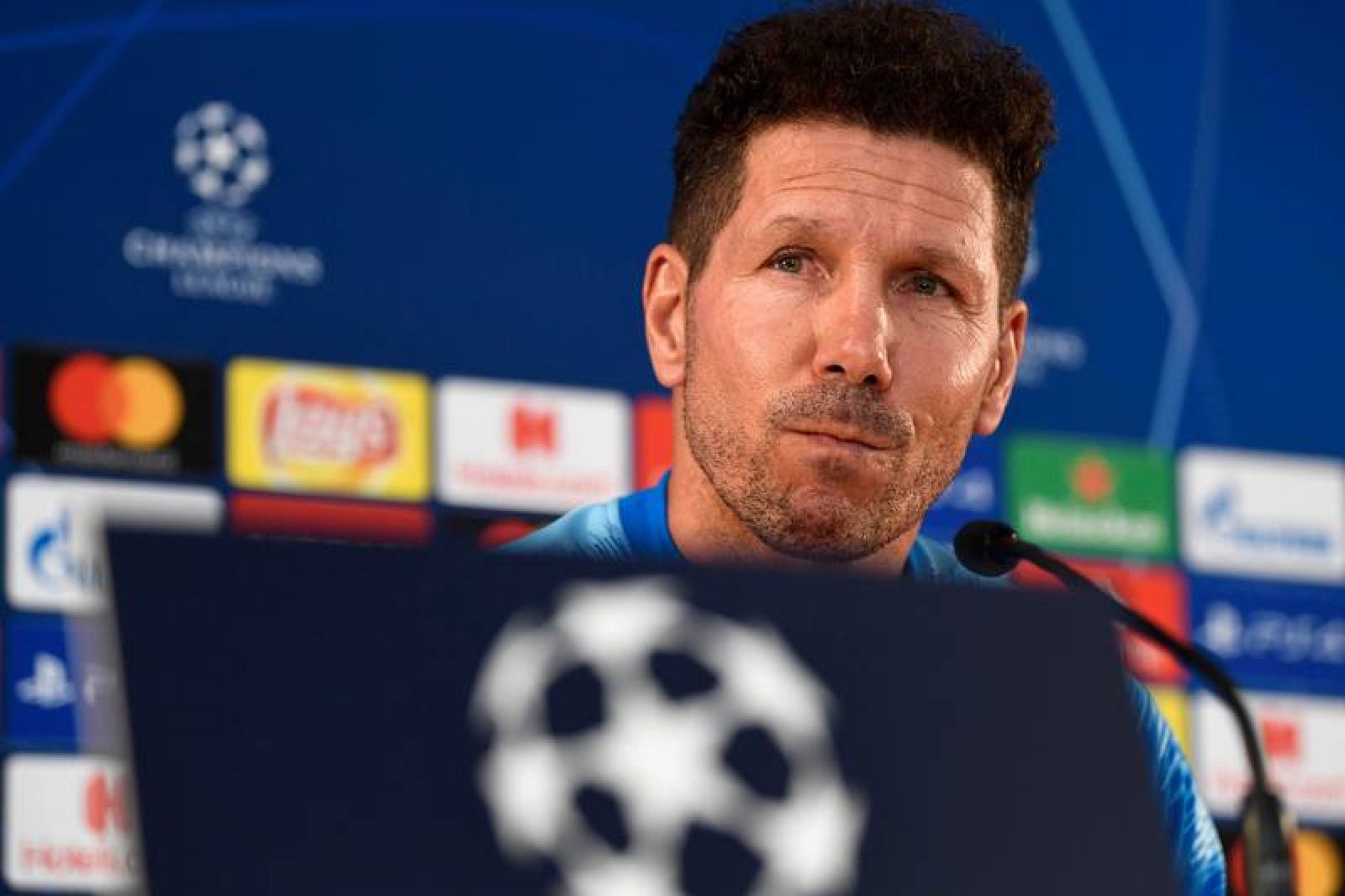 El entrenador del Atlético de Madrid, Diego Simeone, durante la rueda de prensa previa al partido ante el Mónaco.