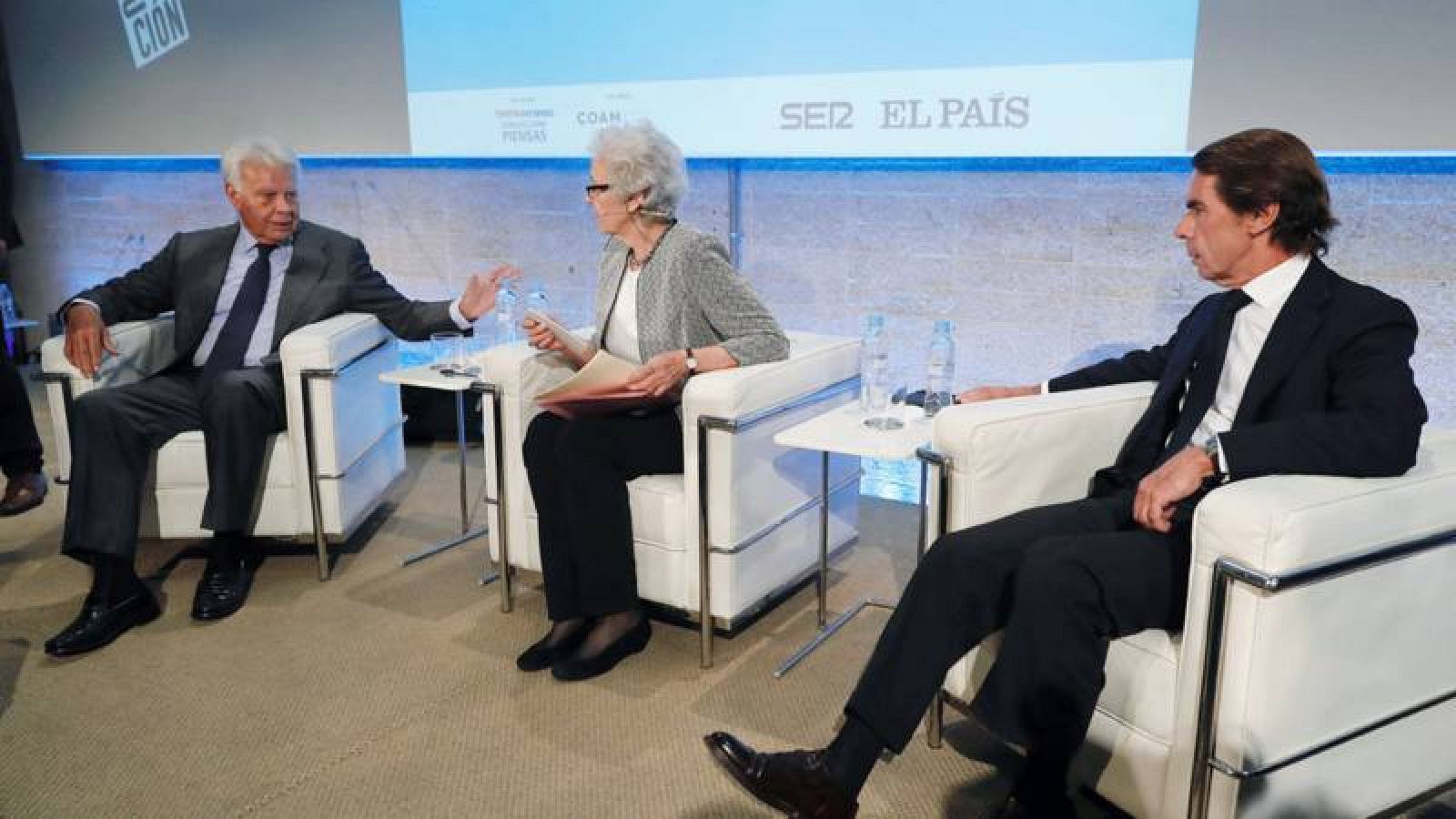 Los expresidentes del Gobierno durante el acto sobre el 40 aniversario de la Constitución