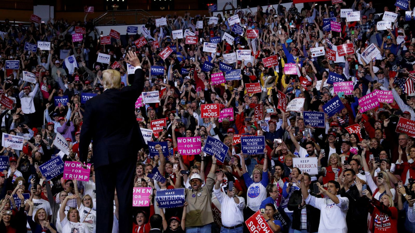 Donald Trump en un mitin electoral en Houston, Tejas, el 22 de octubre de 2018