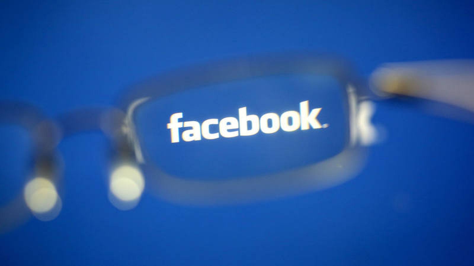 Facebook retira el anuncio antiinmigración de Trump por "sensacionalista"