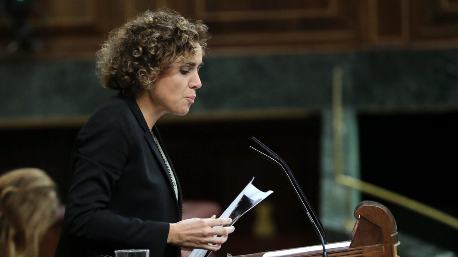 La portavoz del PP en el Congreso, Dolors Montserrat, durante el pleno del Congreso de los Diputados