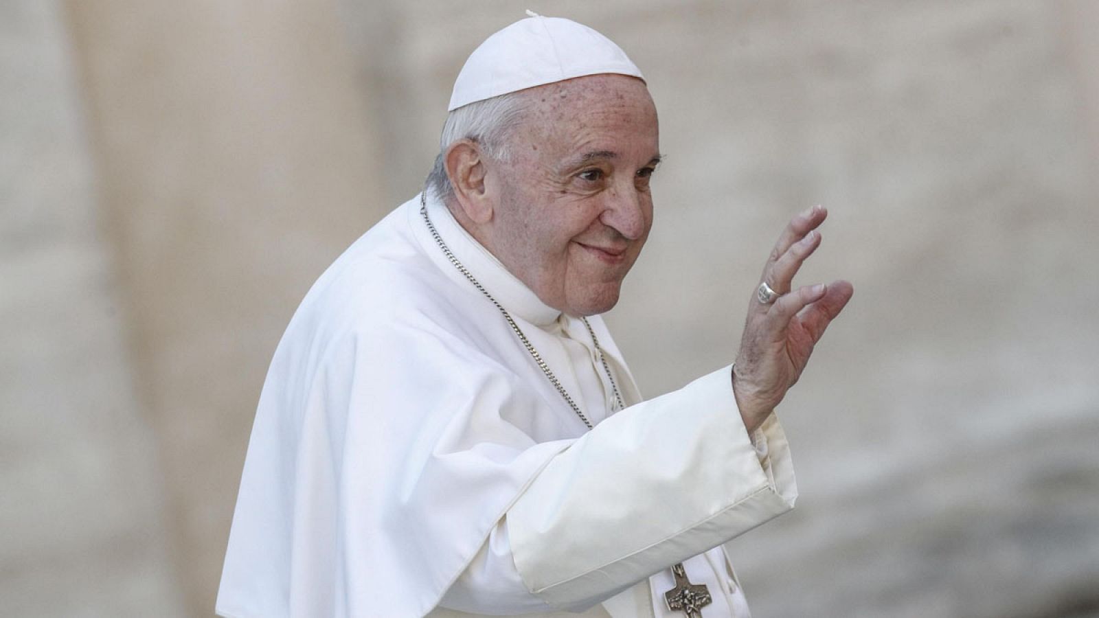 El papa quiere que se reconozca la presencia de la mujer en la iglesia