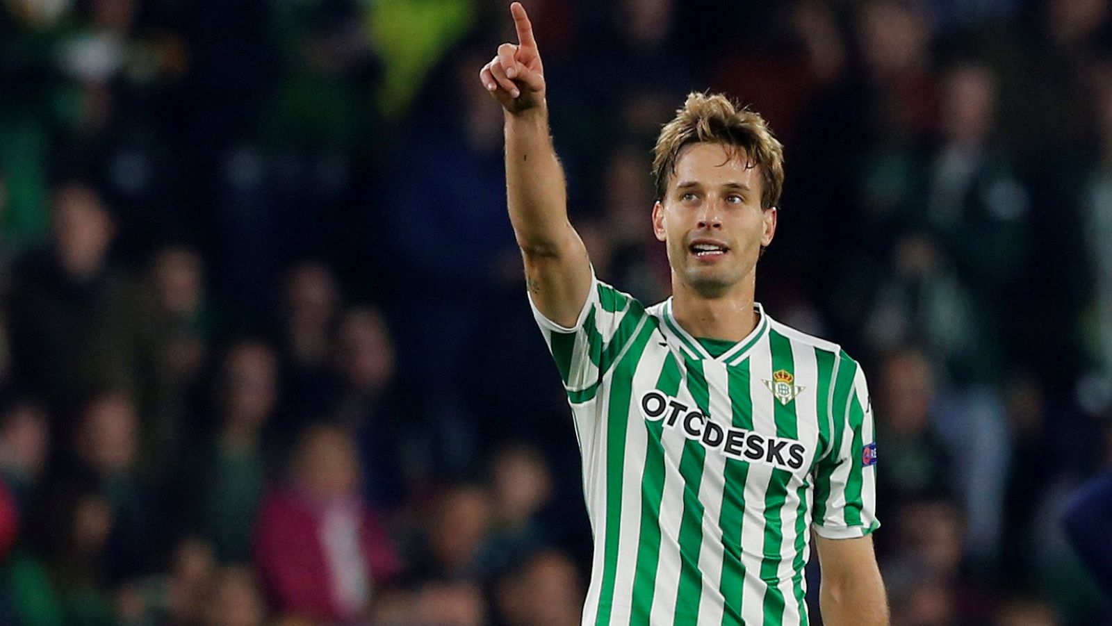 Sergio Canales celebra el gol de la victoria bética sobre el Olympiacos.