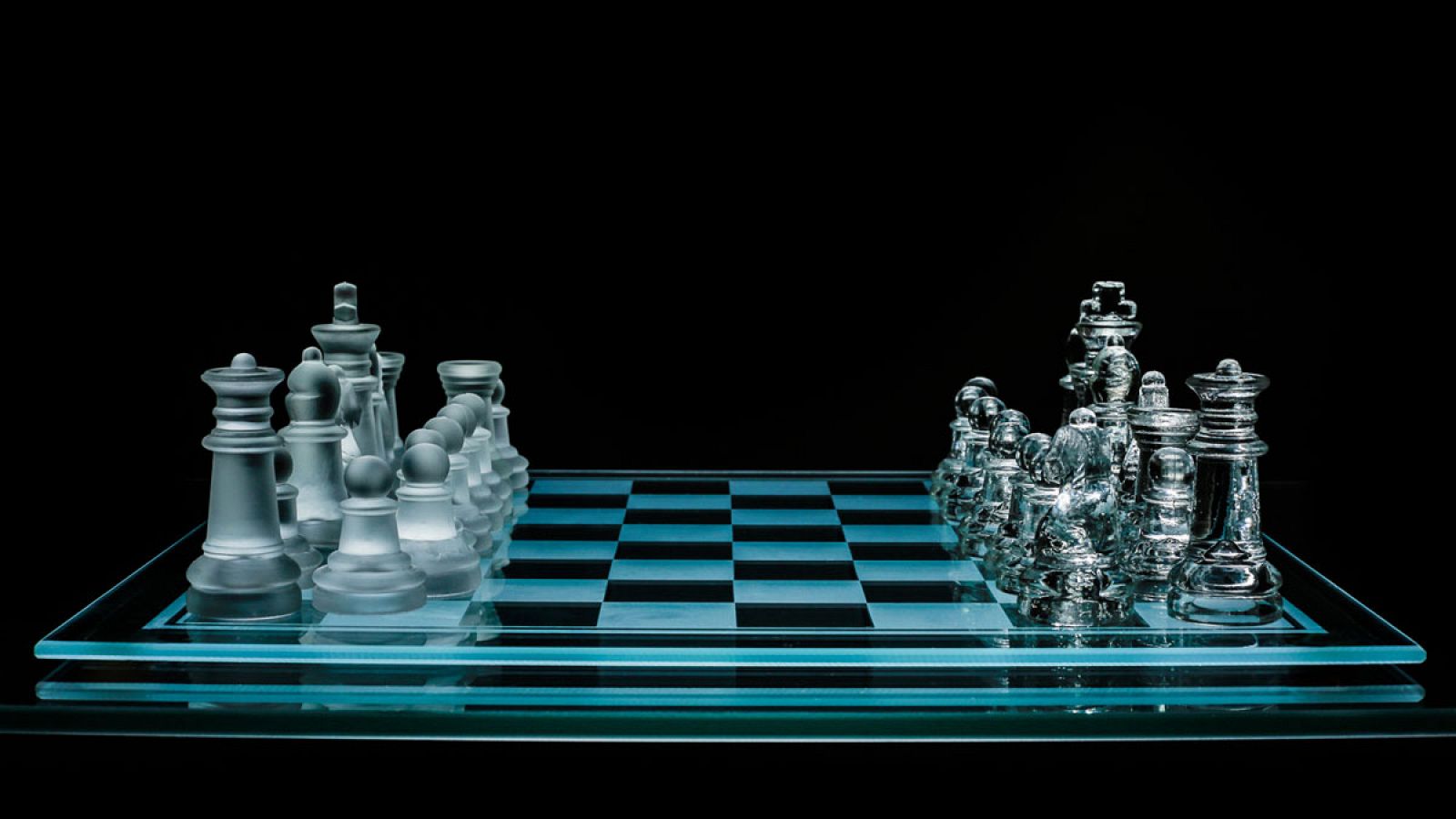 AlphaZero ha sido creado por expertos de DeepMind, empresa británica propiedad de Alphabet, matriz de Google.