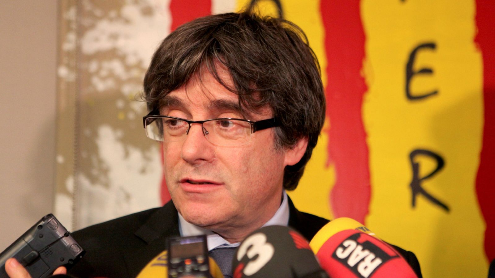 Puigdemont realiza declaraciones a la prensa en Waterloo (Bélgica)