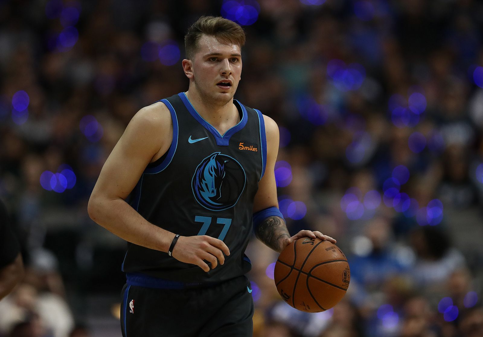 Doncic durante un partido de Dallas Mavericks