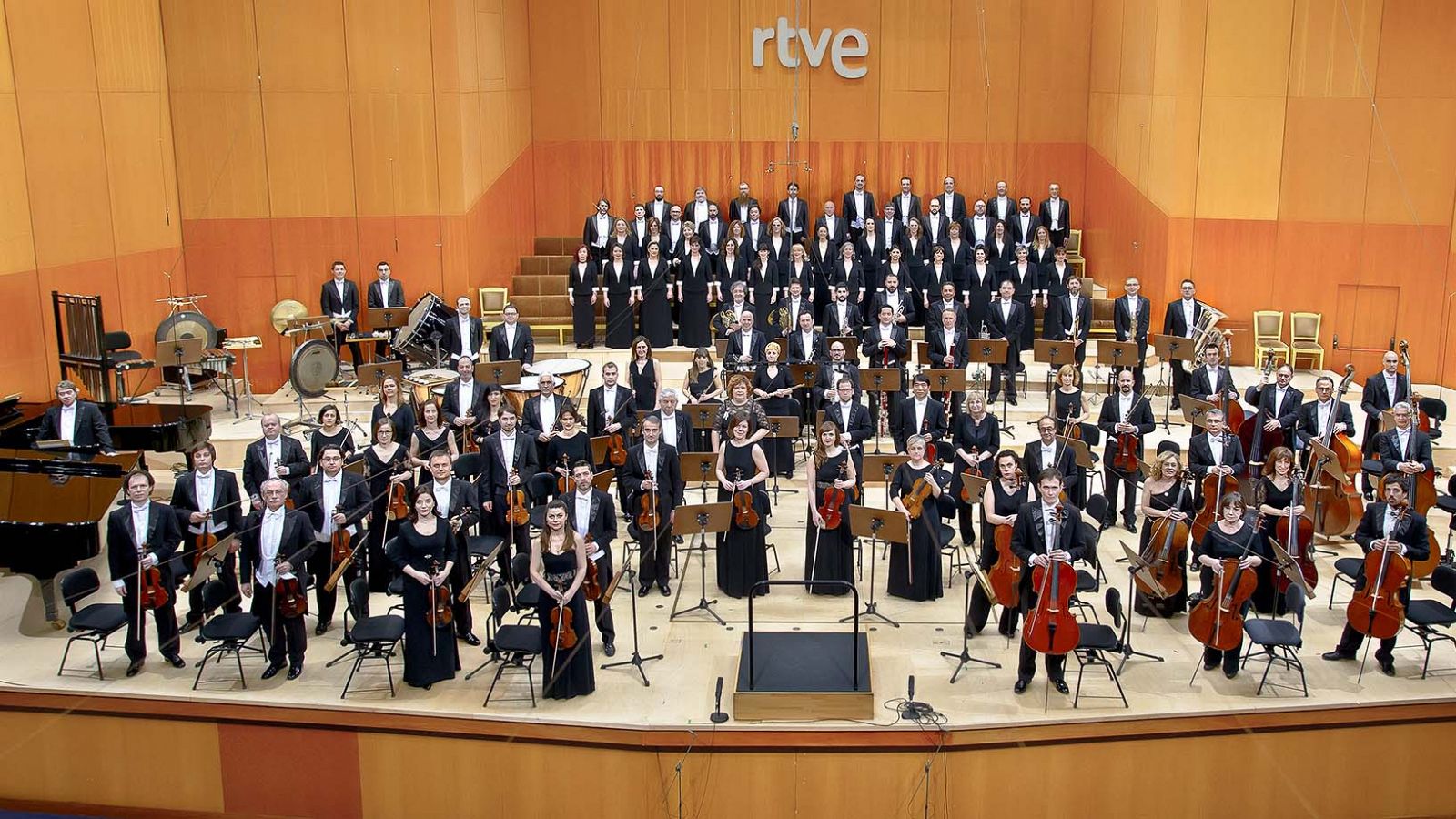 La Orquesta y Coro RTVE en el Teatro Monumental