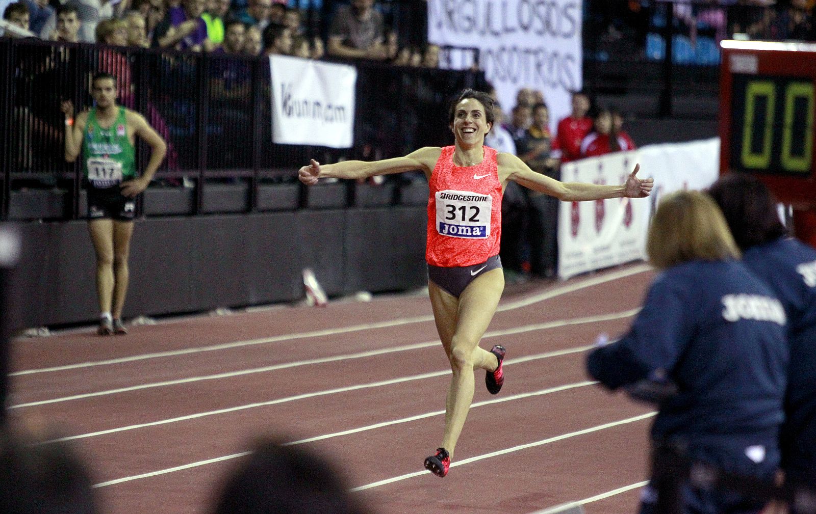 CAMPEONATOS DE ESPAÑA EN PISTA CUBIERTA