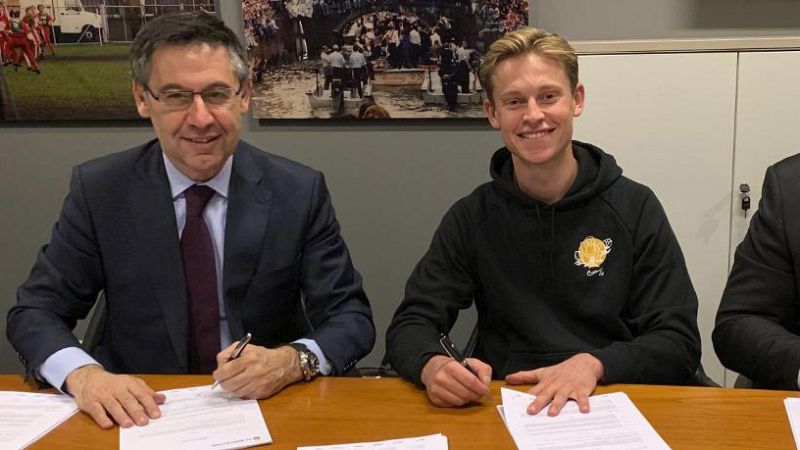 El Barça ficha a Frenkie de Jong para las próximas cinco temporadas