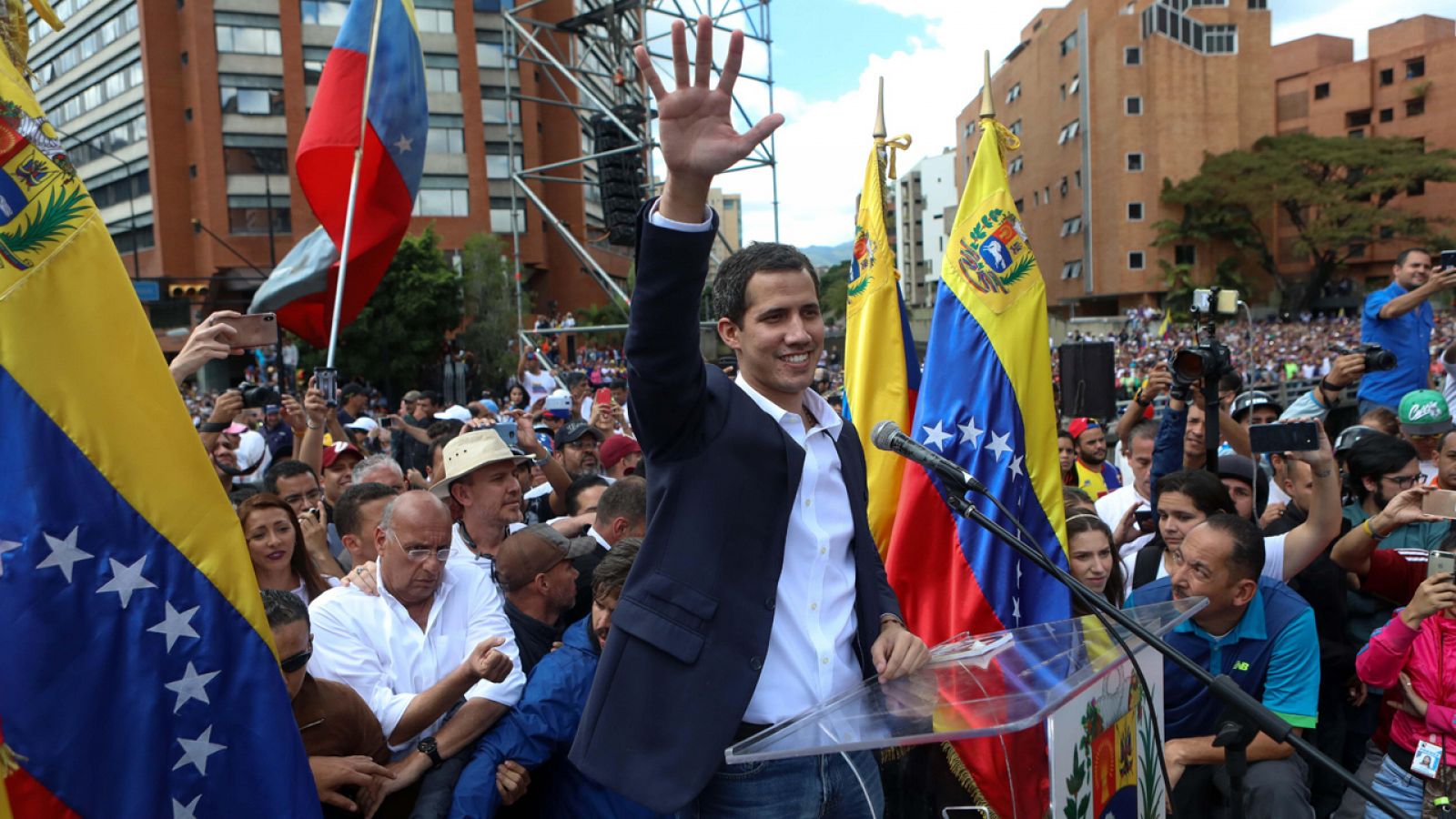 El opositor Juan Guaidó se autoproclama presidente de Venezuela en Caracas