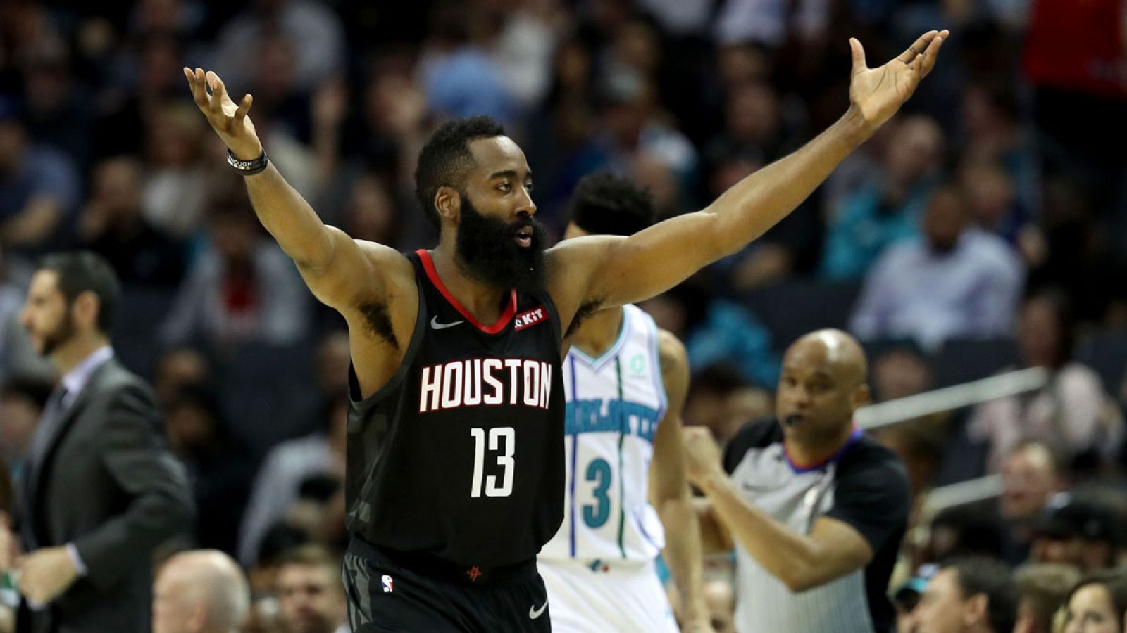 James Harden, con 61 puntos en otra anotación histórica