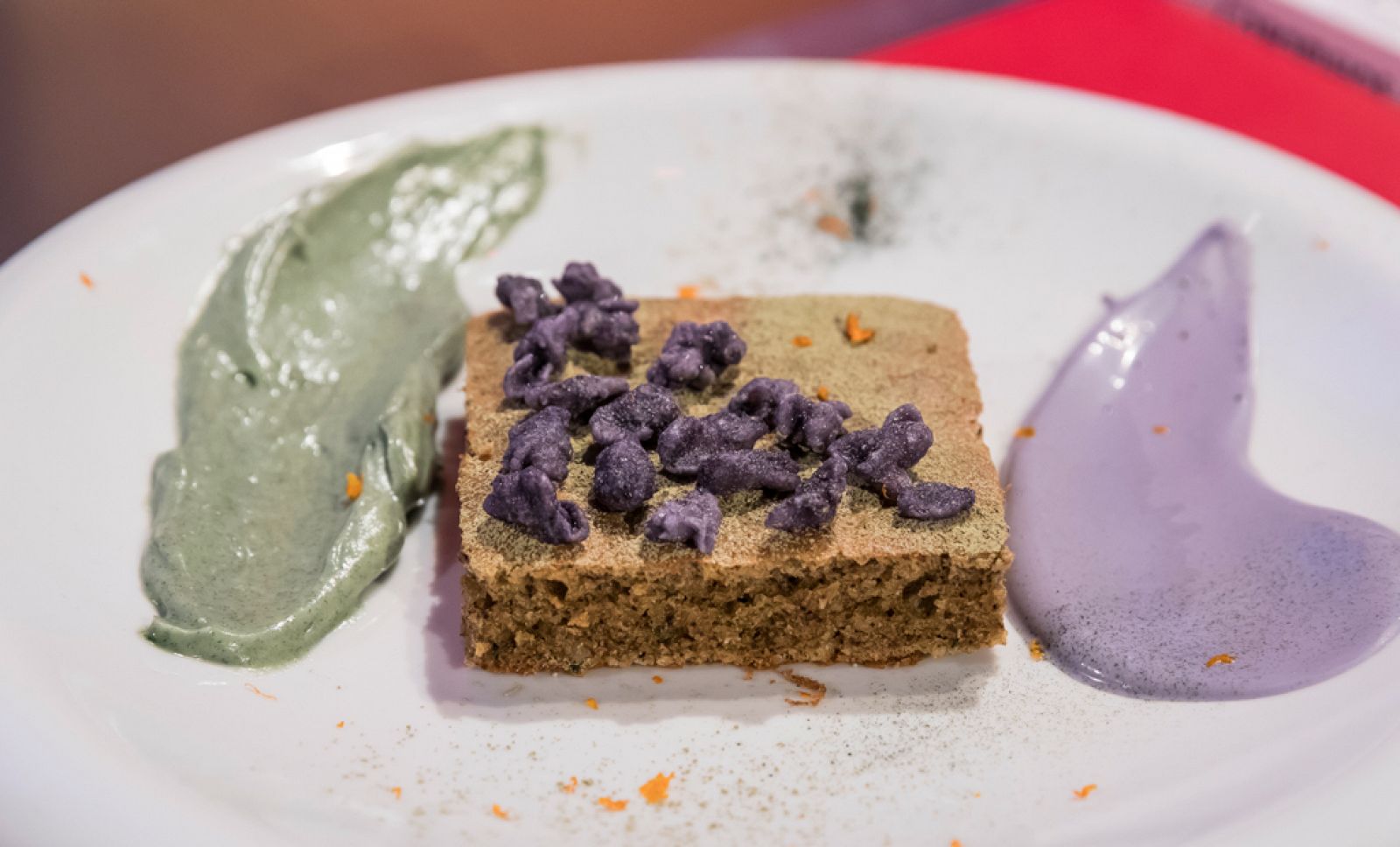 Receta de brownie de judias blancas y salsa de avellana de Valentín