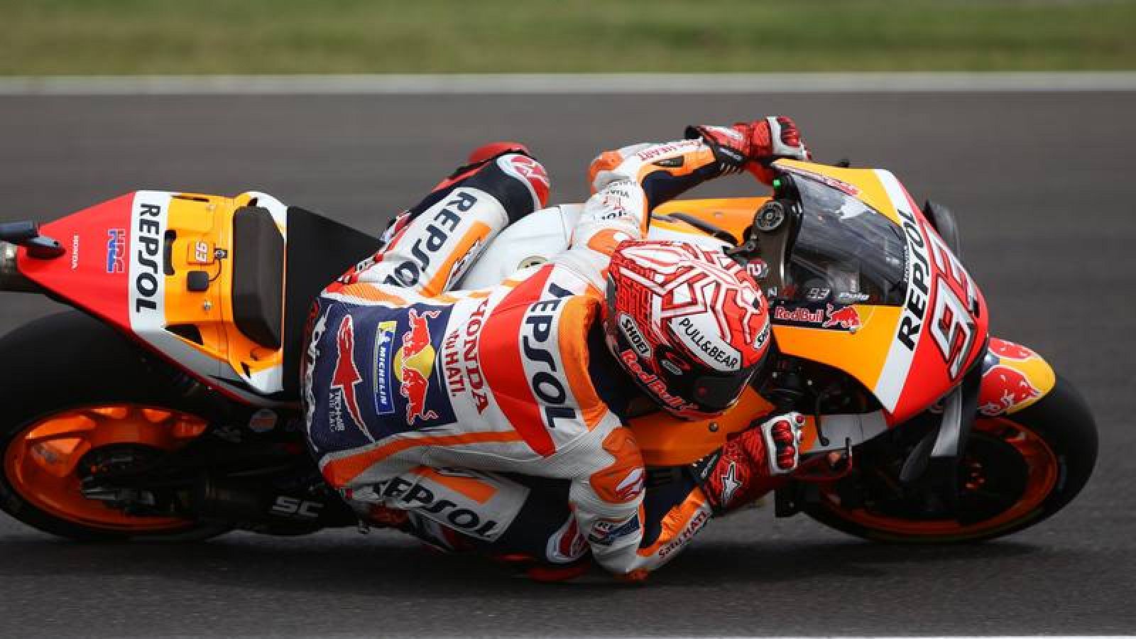 Márquez gana en Argentina por delante de Dovizioso