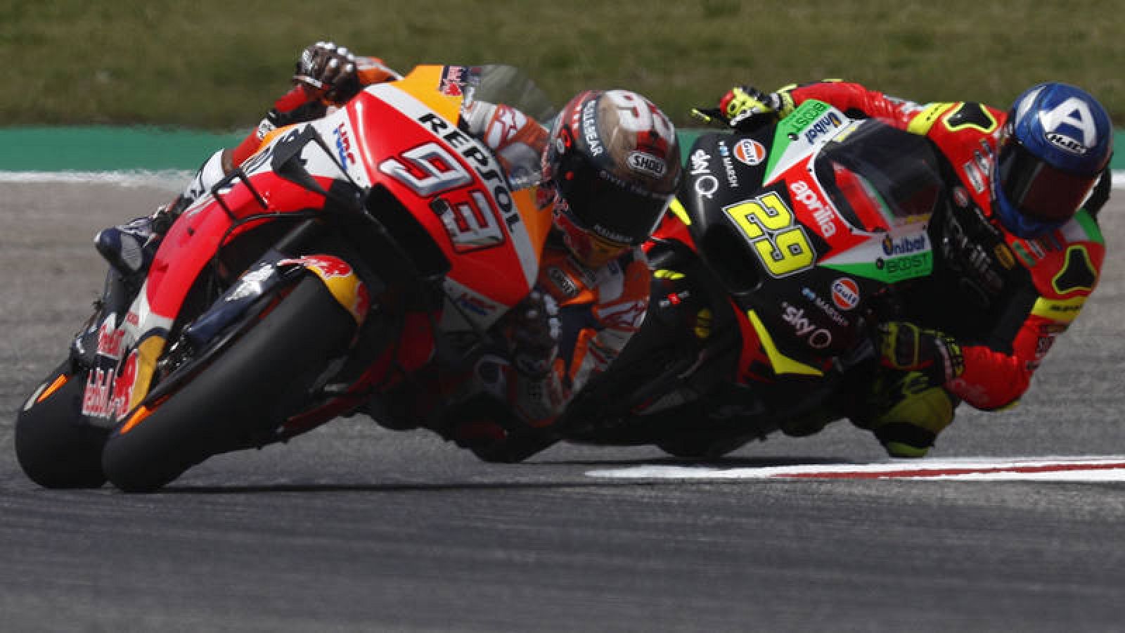 Marc Márquez, por delante de Andrea Iannone