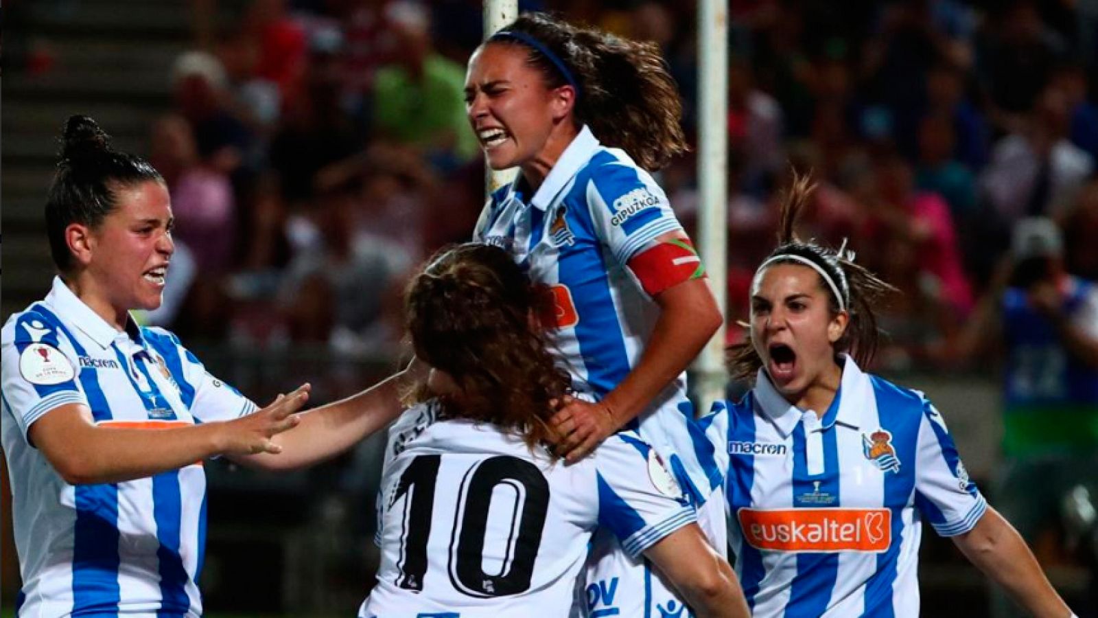 Las jugadoras de la Real ganan la Copa de la Reina