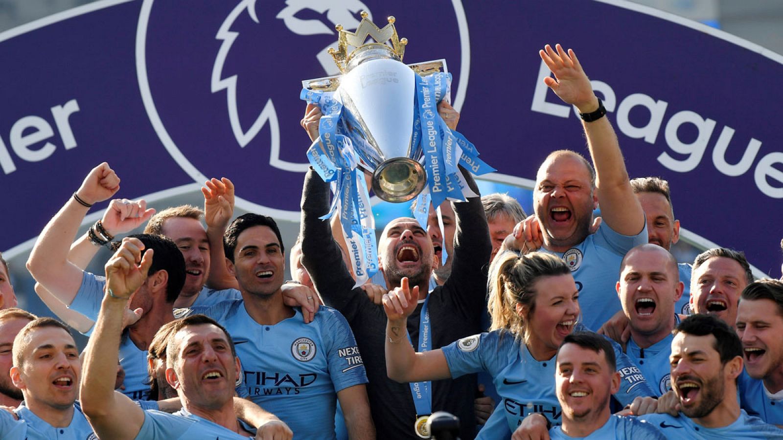 Pep alza el título de la Premier, su segundo consecutivo