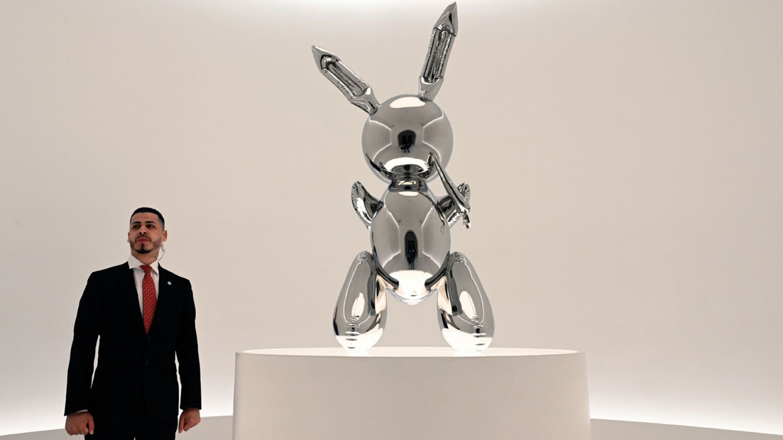 'Rabbit', de Jeff Koons, supera los 91 millones de dólares y bate el récord de un artista vivo