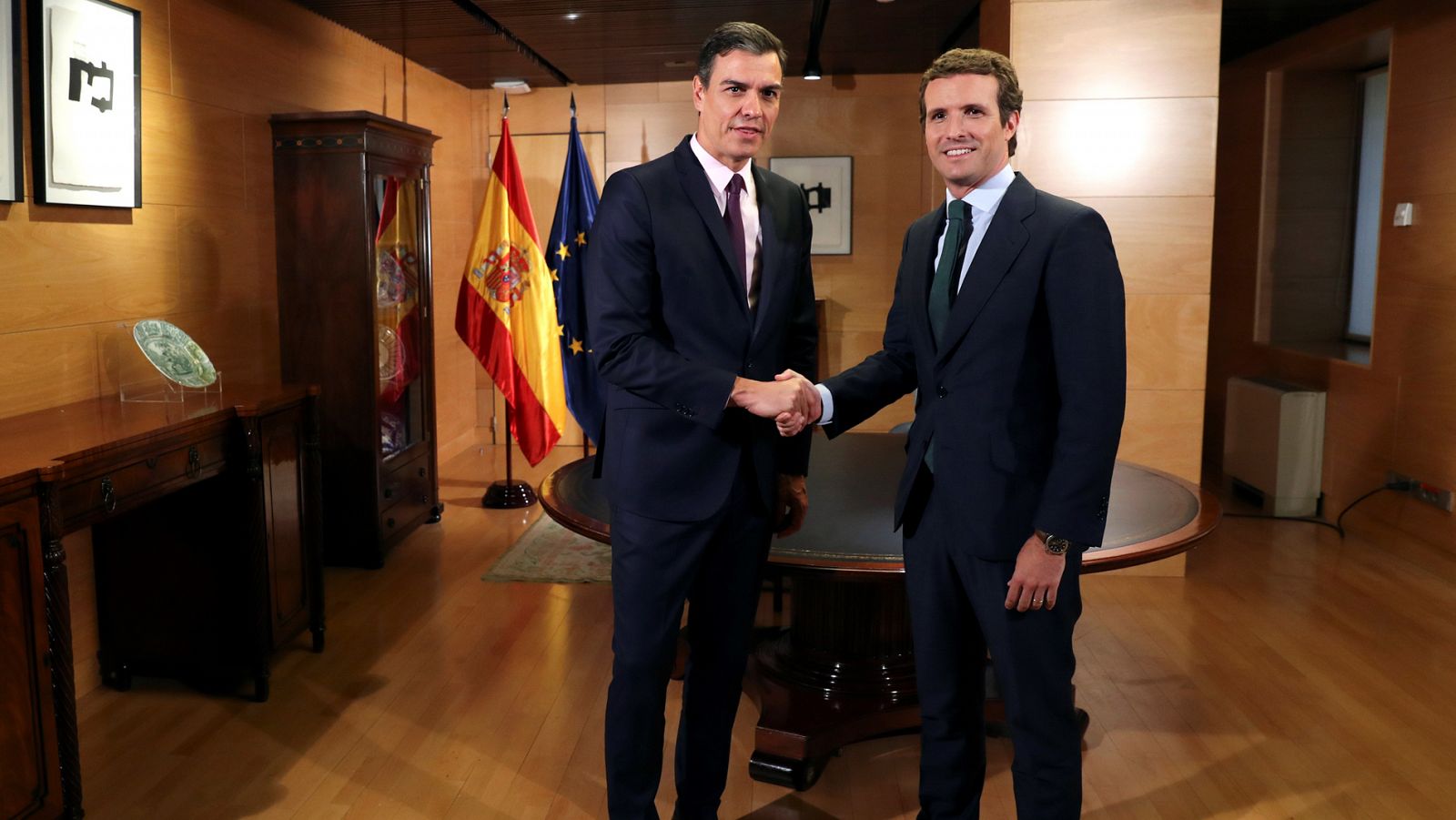 Reunión entre Pedro Sánchez y Pablo Casado