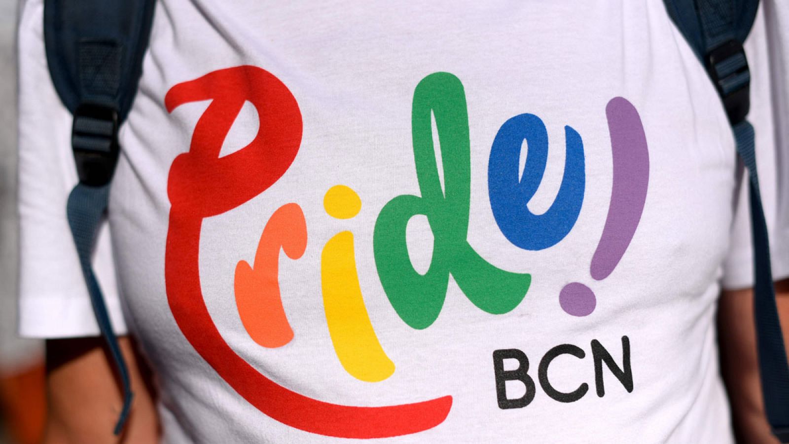 Imagen de la camiseta de uno de los participantes de la manifestación del Orgullo LGTBI en Barcelona.
