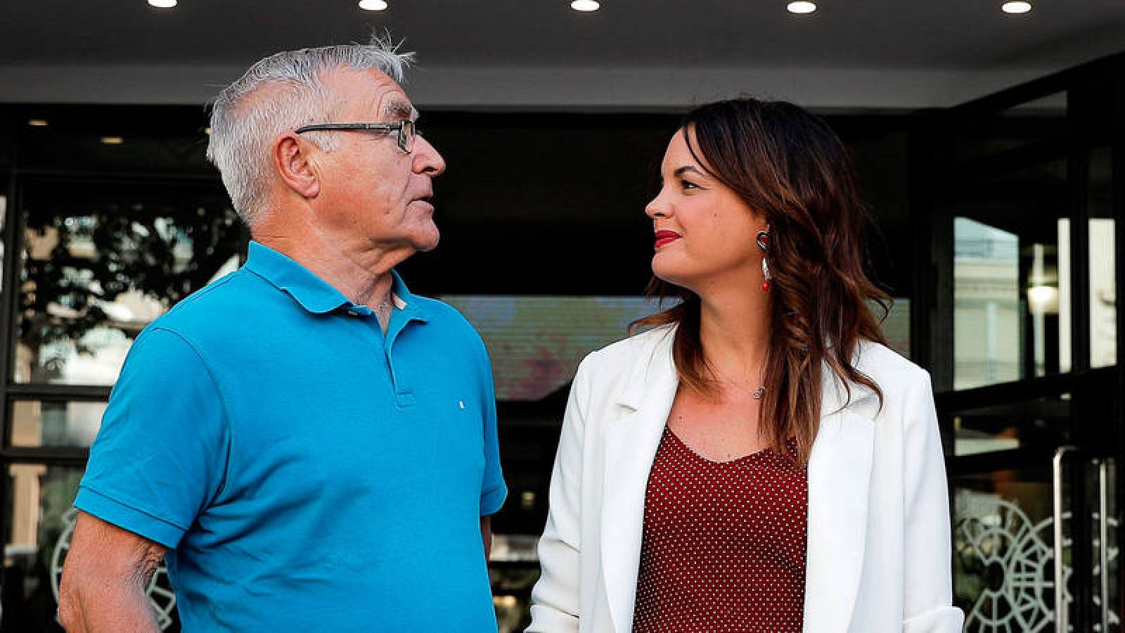 El alcalde de València, Joan Ribó (Compromís), y la candidata socialista, Sandra Gómez