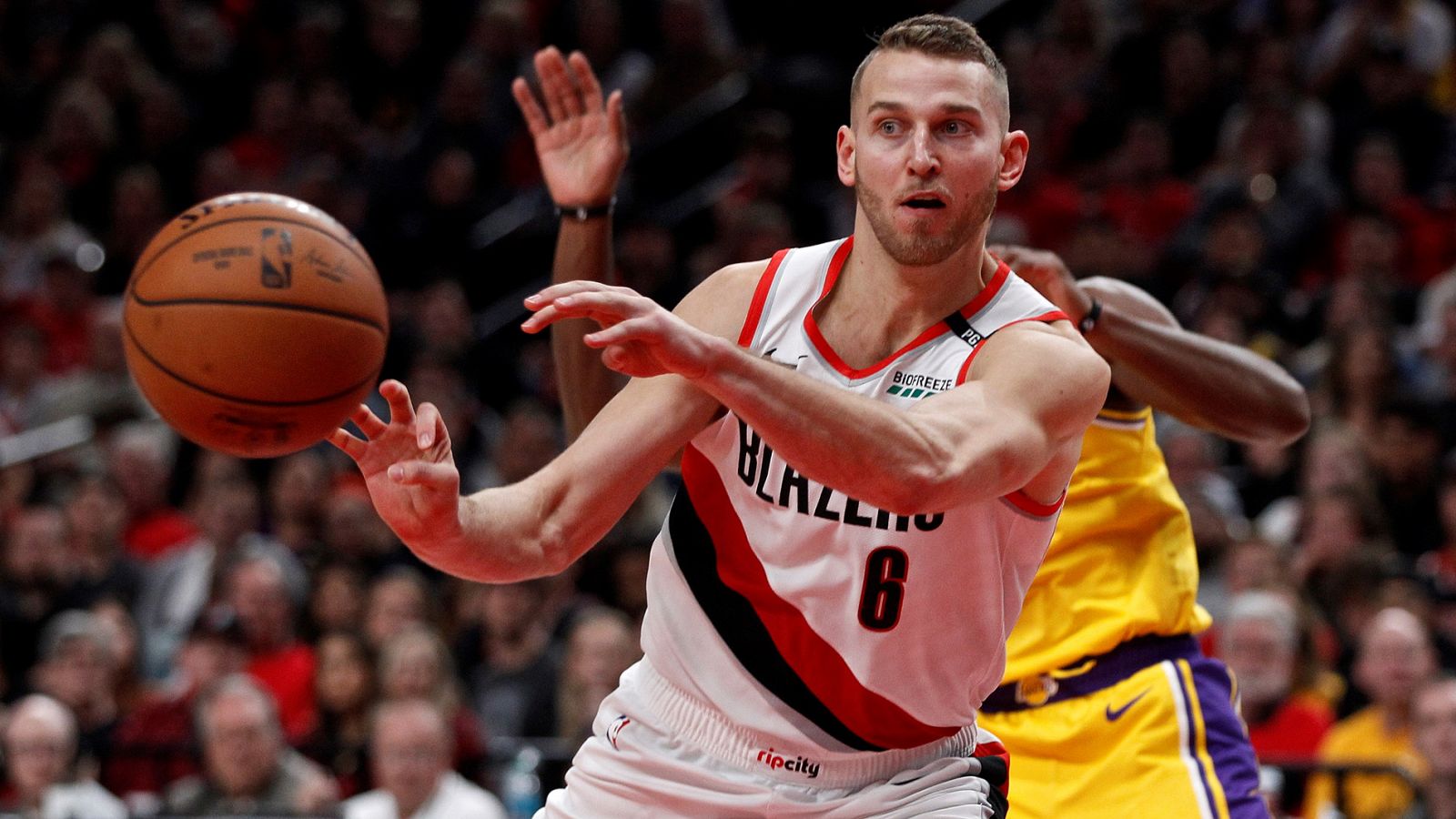 Nik Stauskas, en un partido con los Blazers.