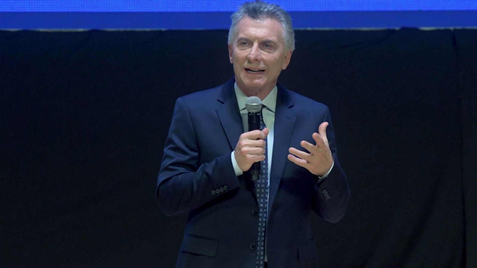 Macri quita el IVA para los productos de la cesta básica hasta el final de 2019